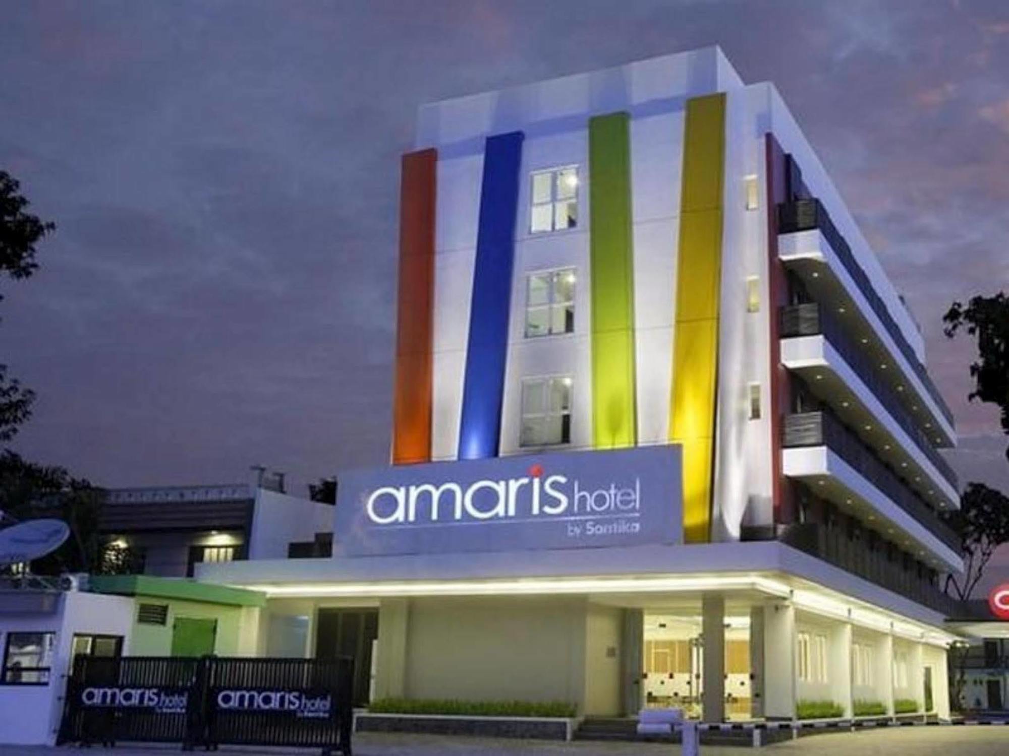 Amaris Hotel Чиребон Экстерьер фото